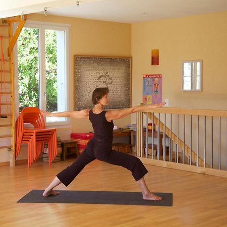 فندق Centre Viayoga سان-سيرغيه المظهر الخارجي الصورة